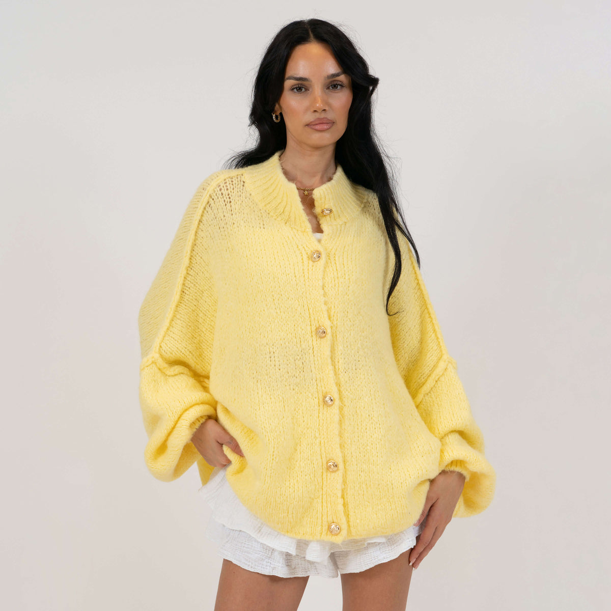 Cárdigan Oversize Amalia - Amarillo mantequilla