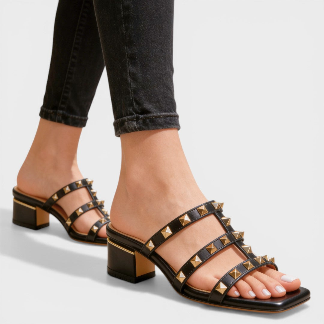 Petra™ | Sandalias con tachuelas