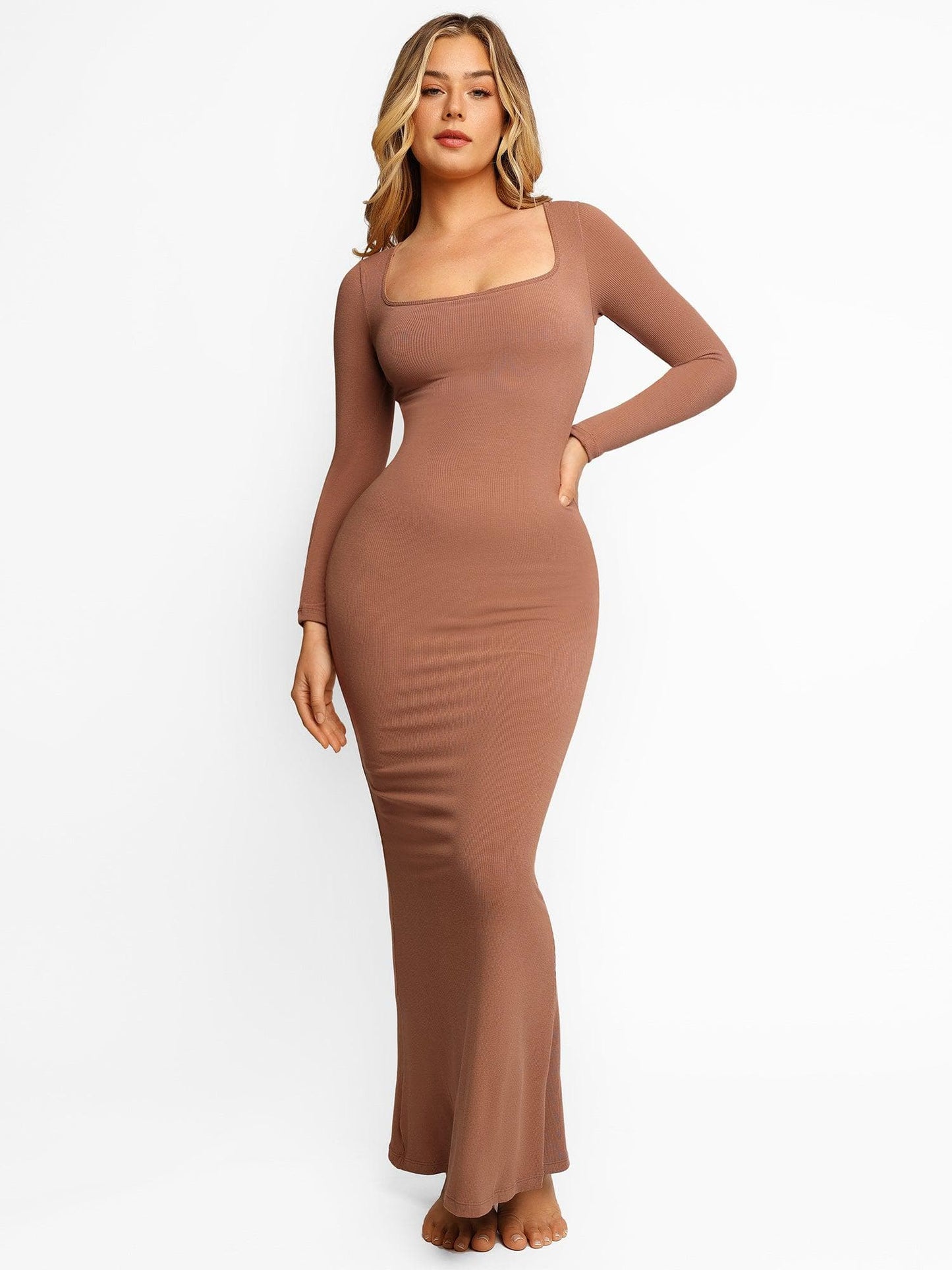 Vestido Moldeador Selene de manga larga marrón claro